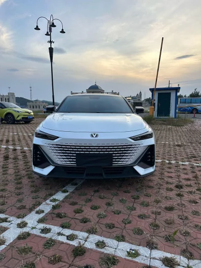 Changan UNI-V