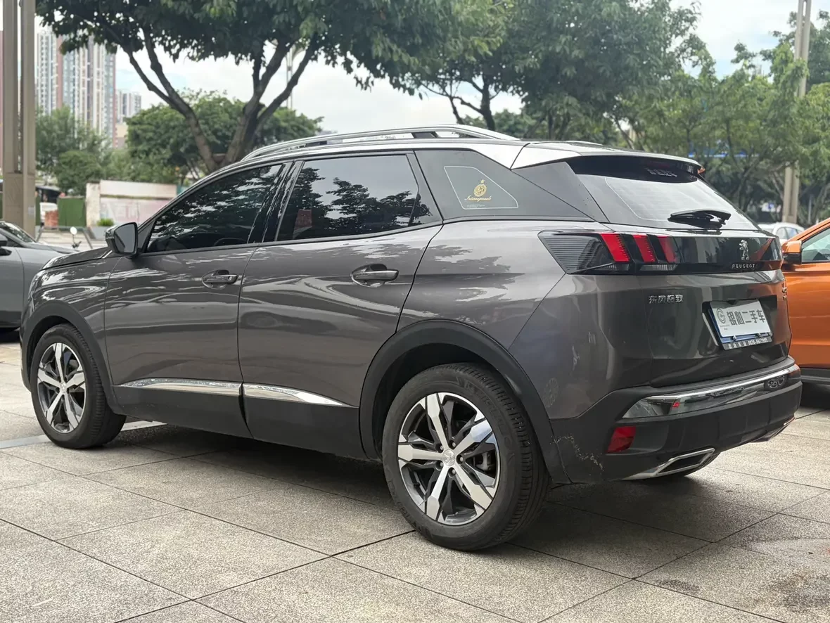 Peugeot 4008