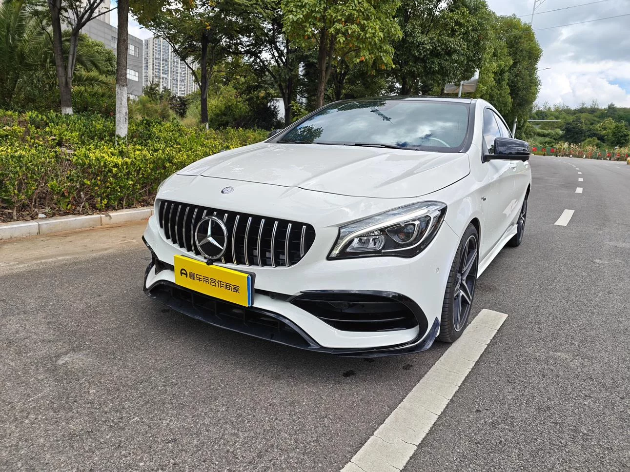 Mercedes-Benz CLA