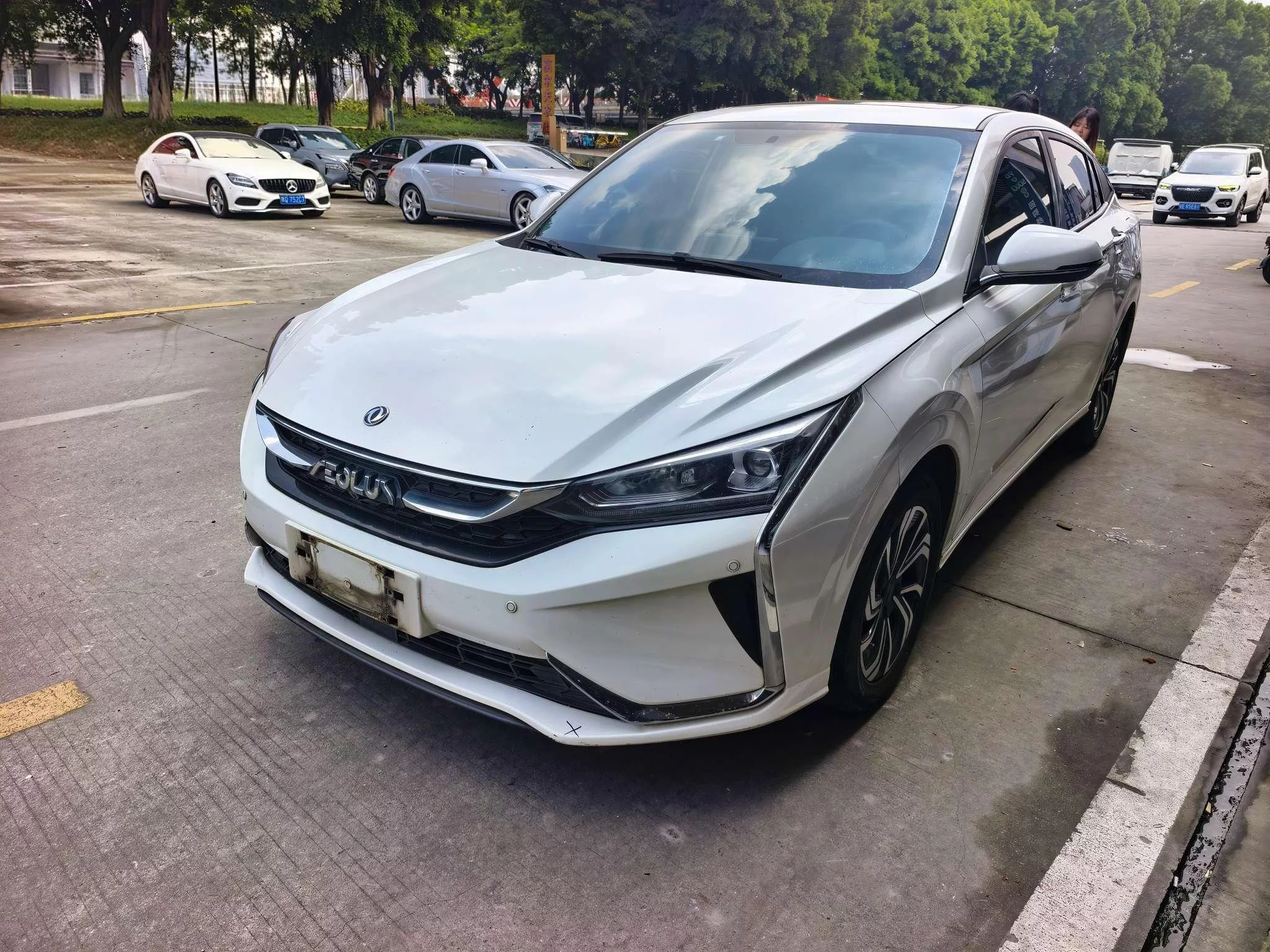 Dongfeng Yixuan