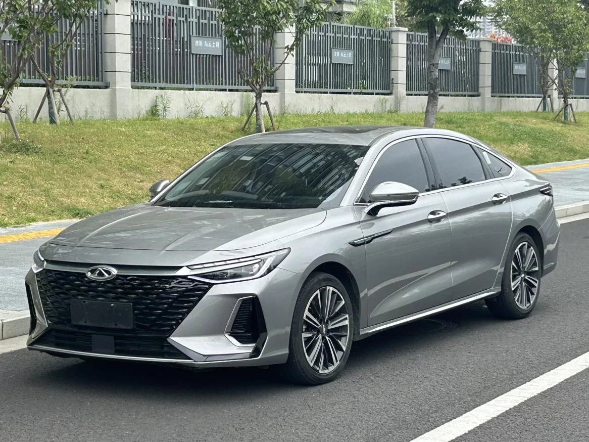 Chery Arrizo 8