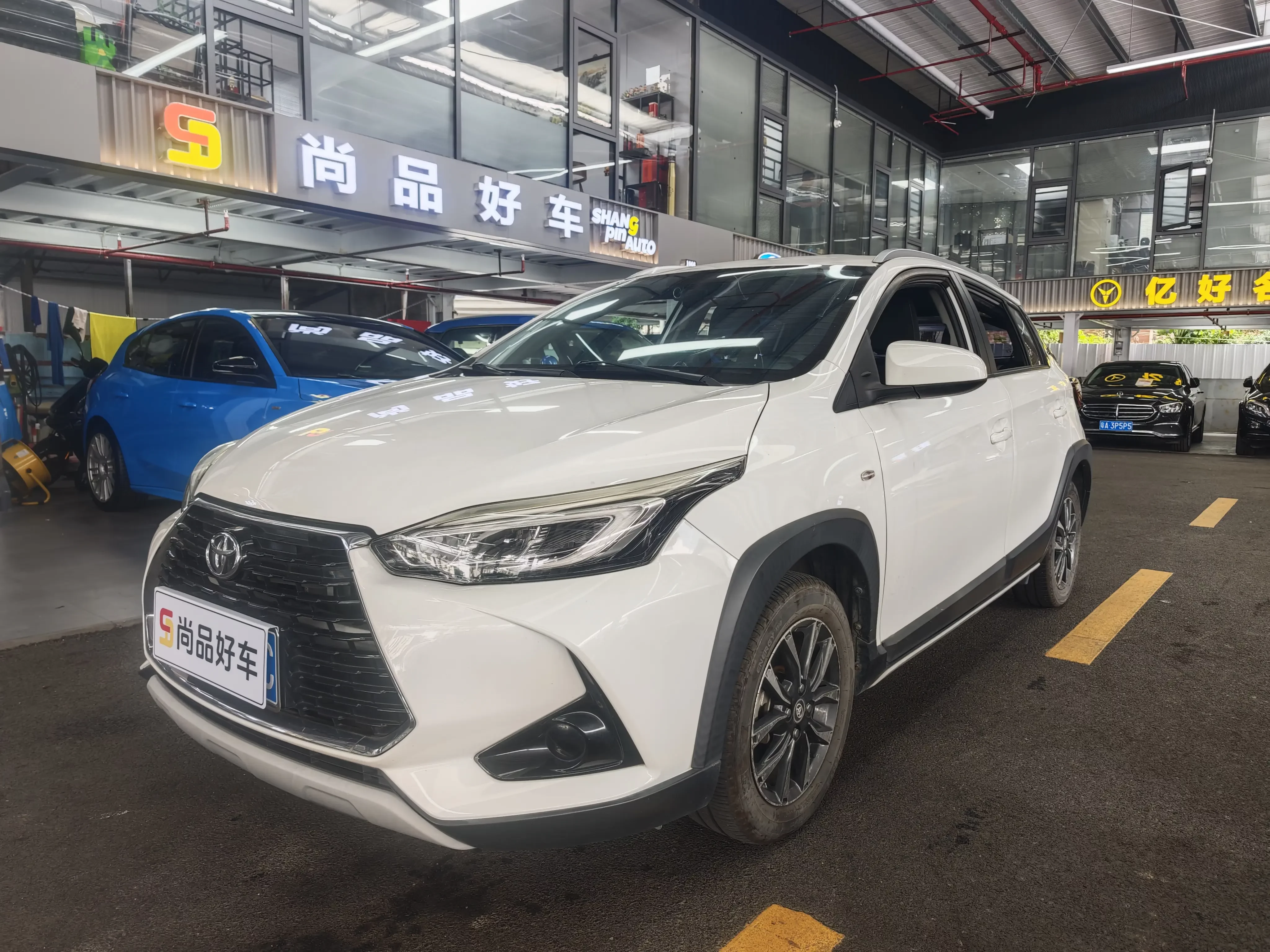 Toyota Yaris L
