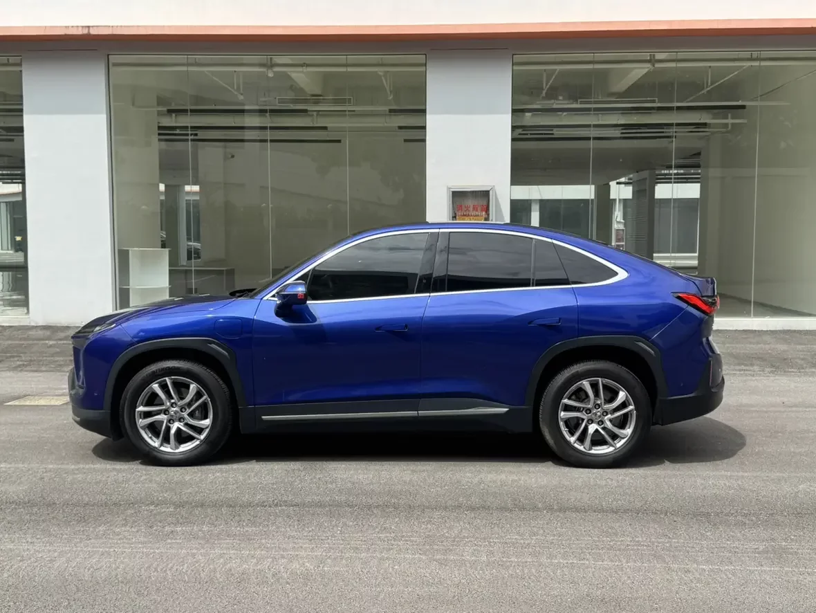 NIO EC6