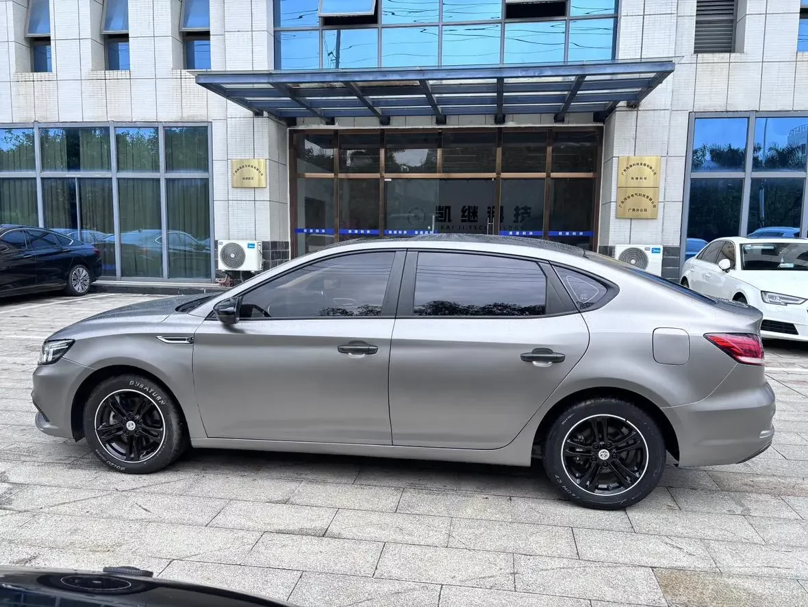 MG 6