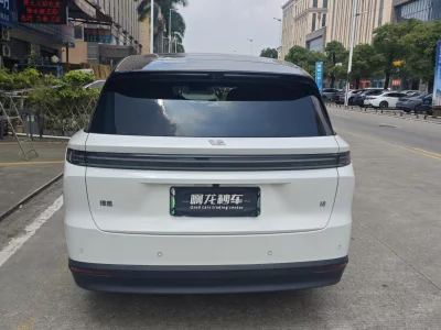 Li Ideal i8
