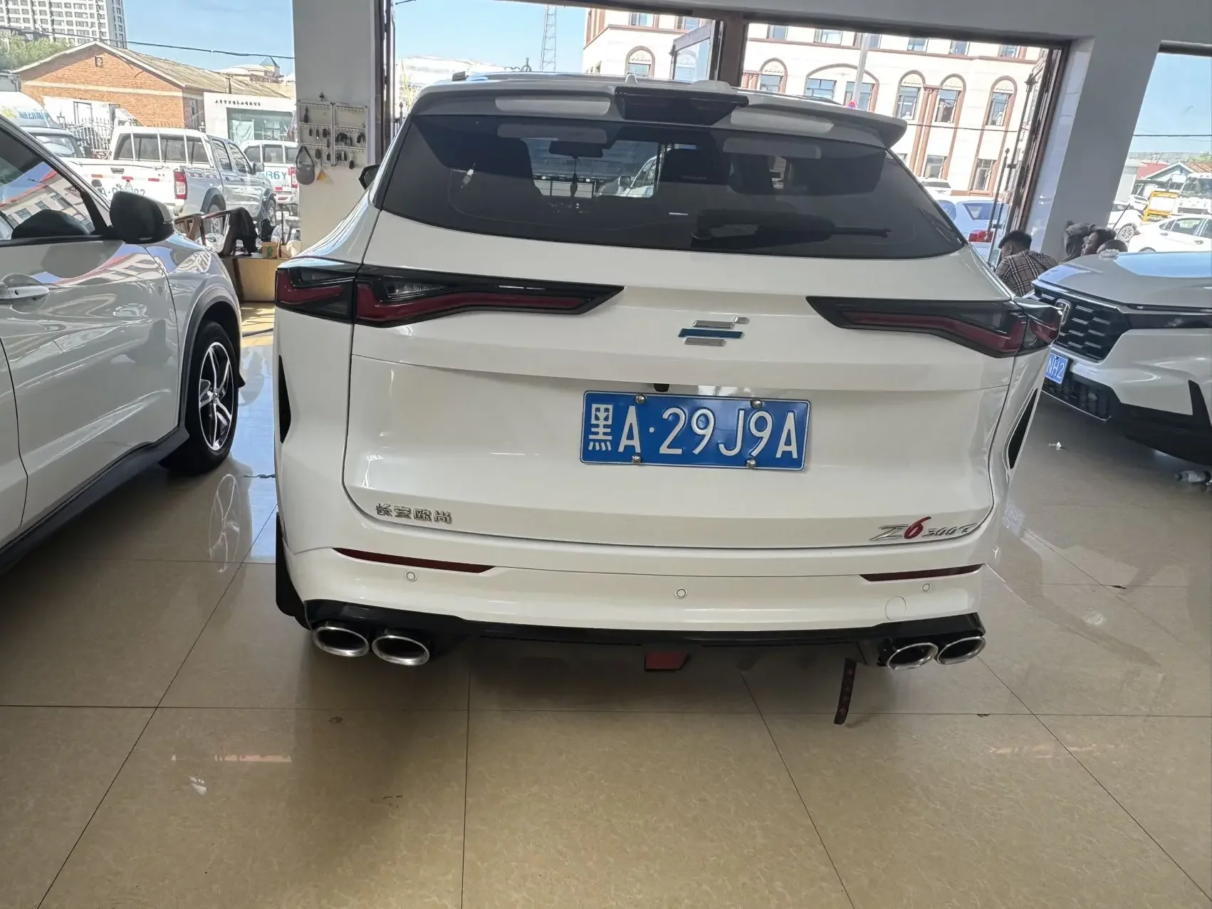 Oshan Changan Auchan Z6