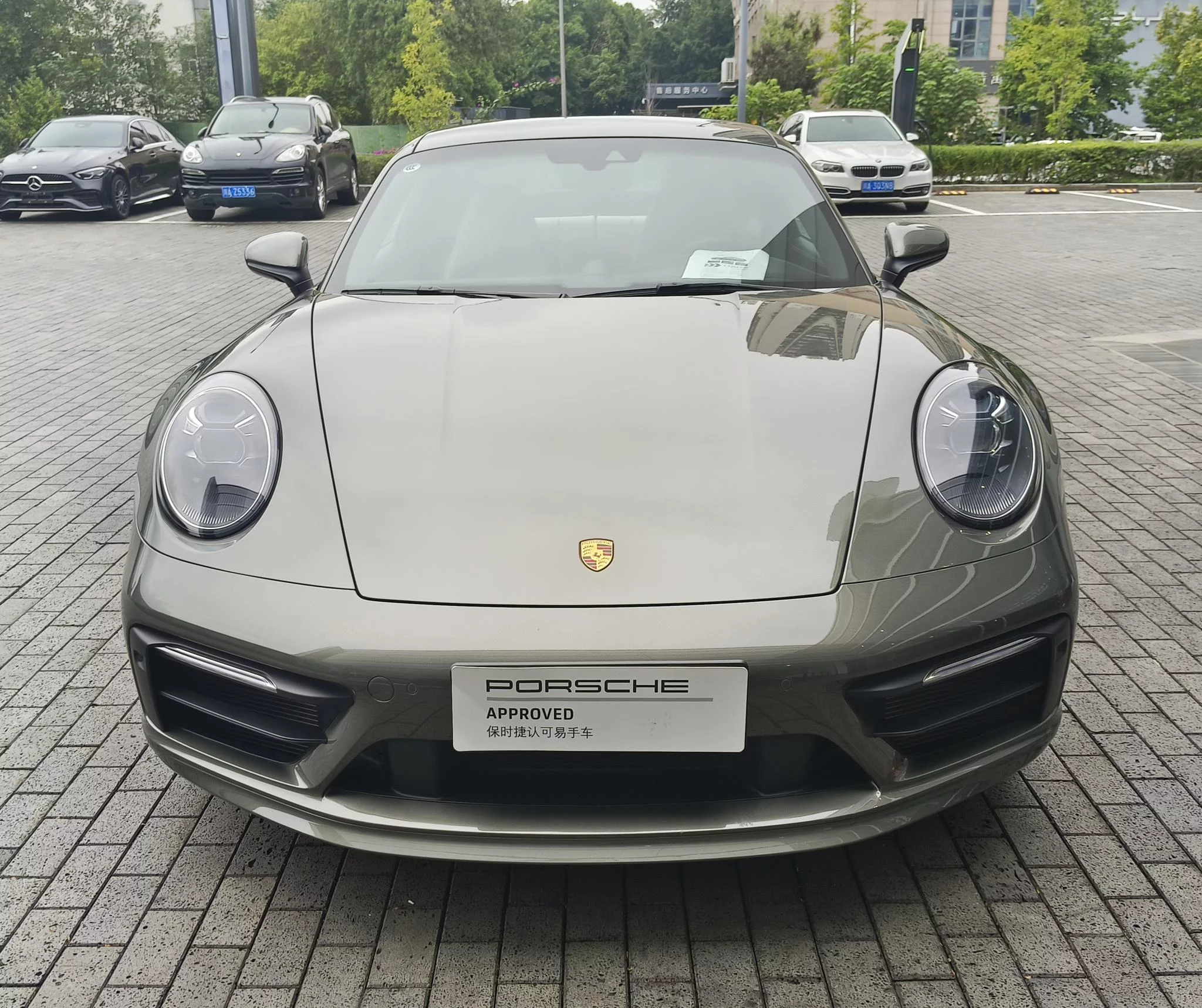 Porsche 911