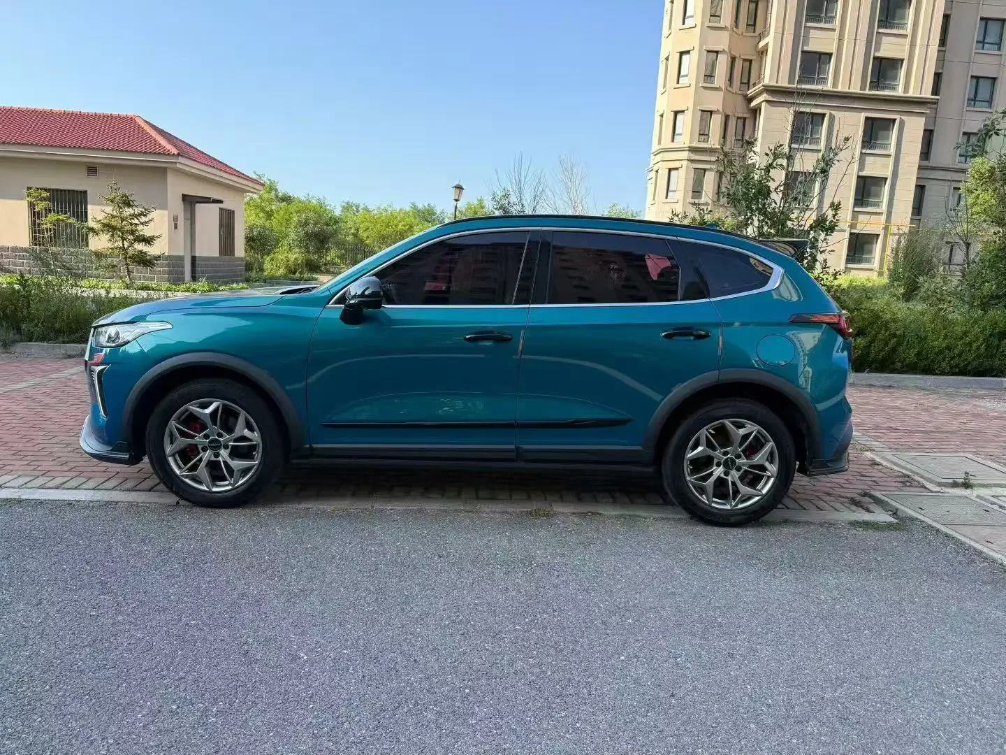 Haval Harvard Red Rabbit