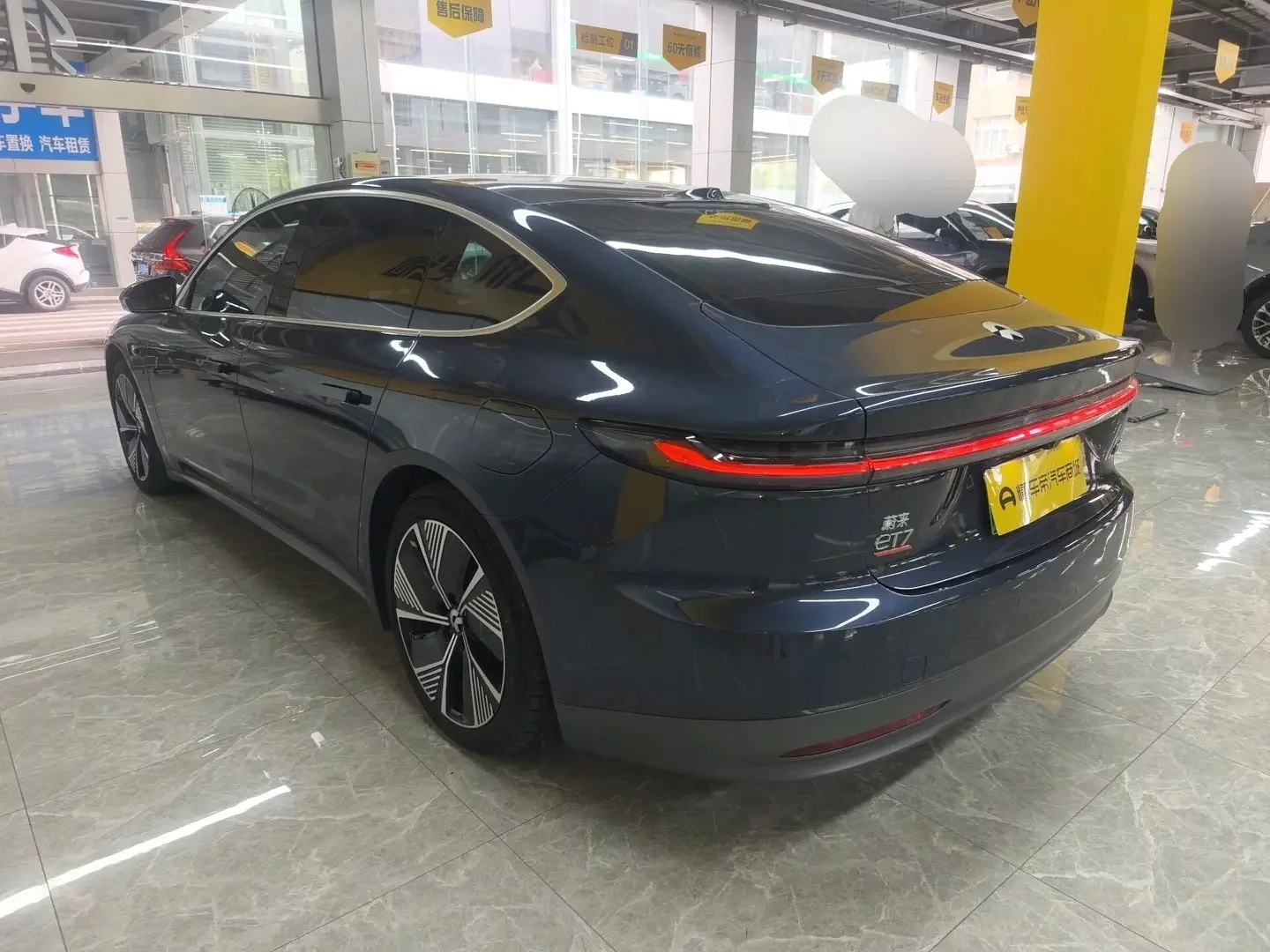 NIO ET7