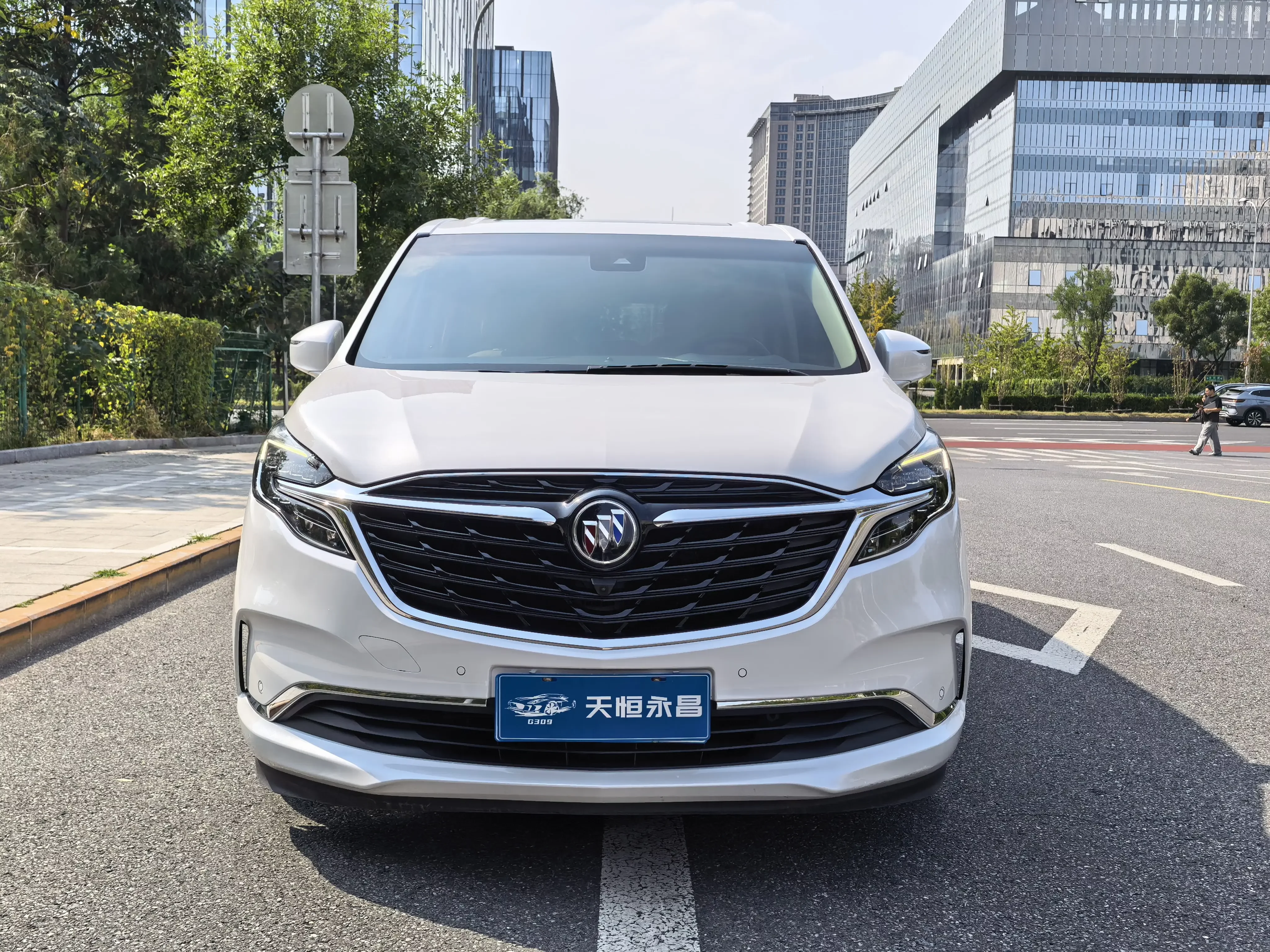 Buick GL8