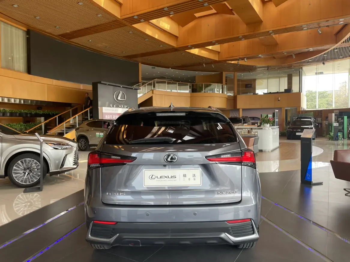 Lexus NX