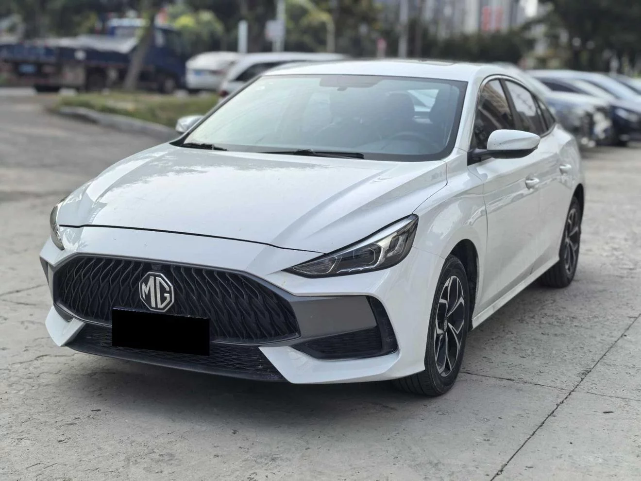 MG 5