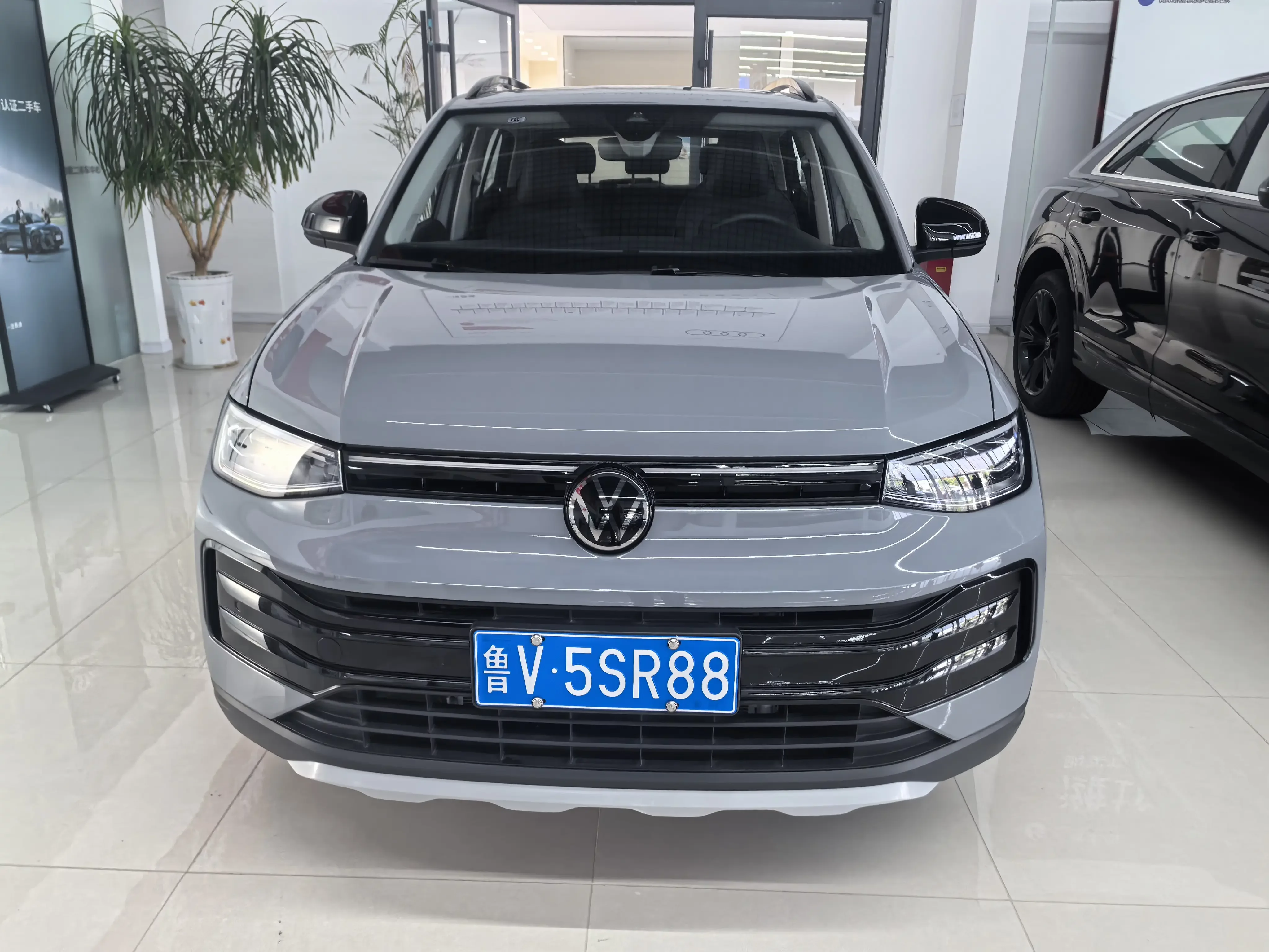 Volkswagen Tharu