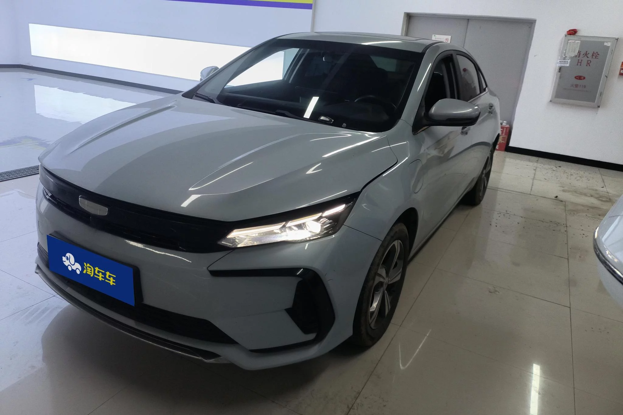 Geely Emgrand L HiP