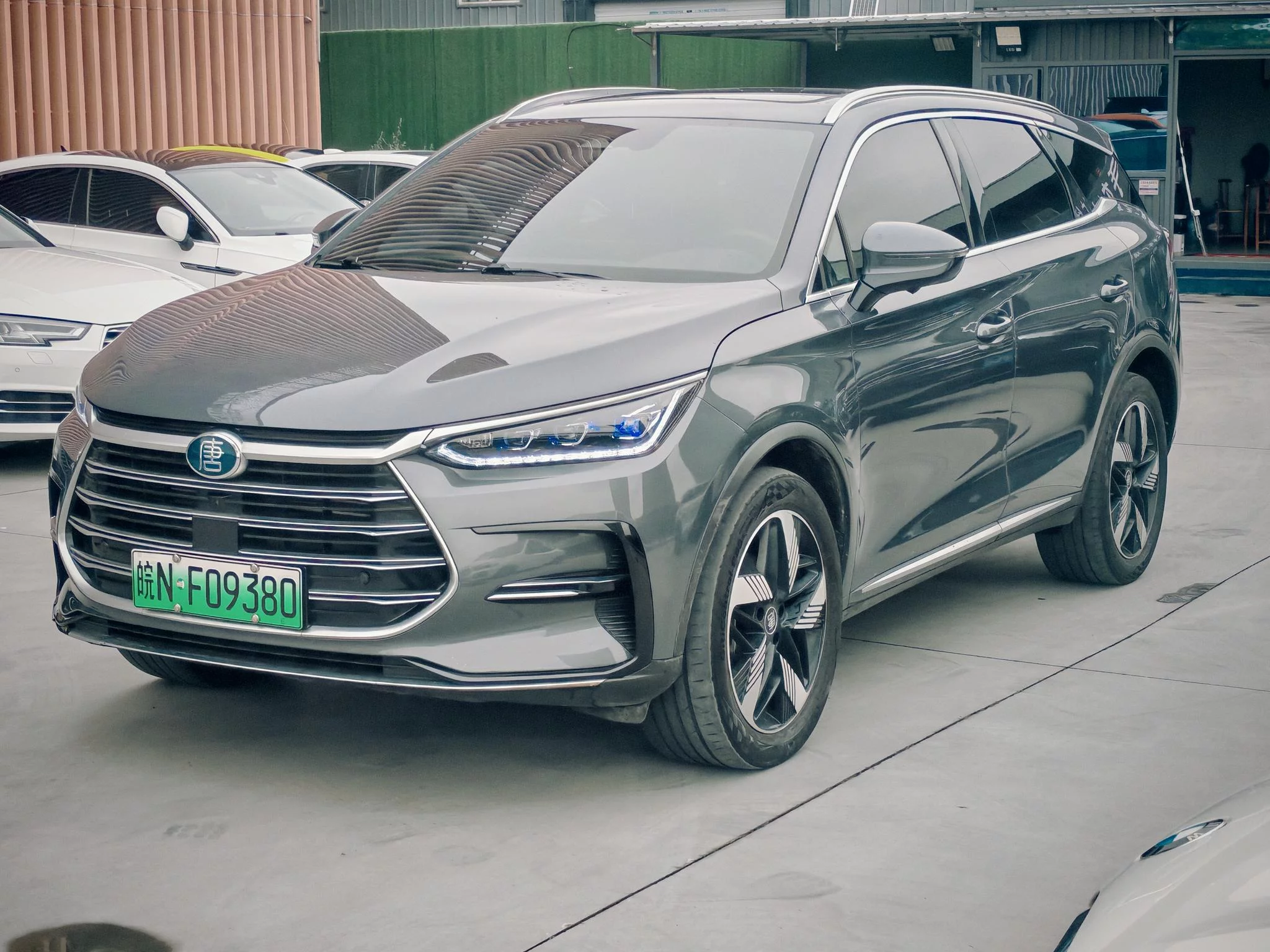 BYD Tang DM