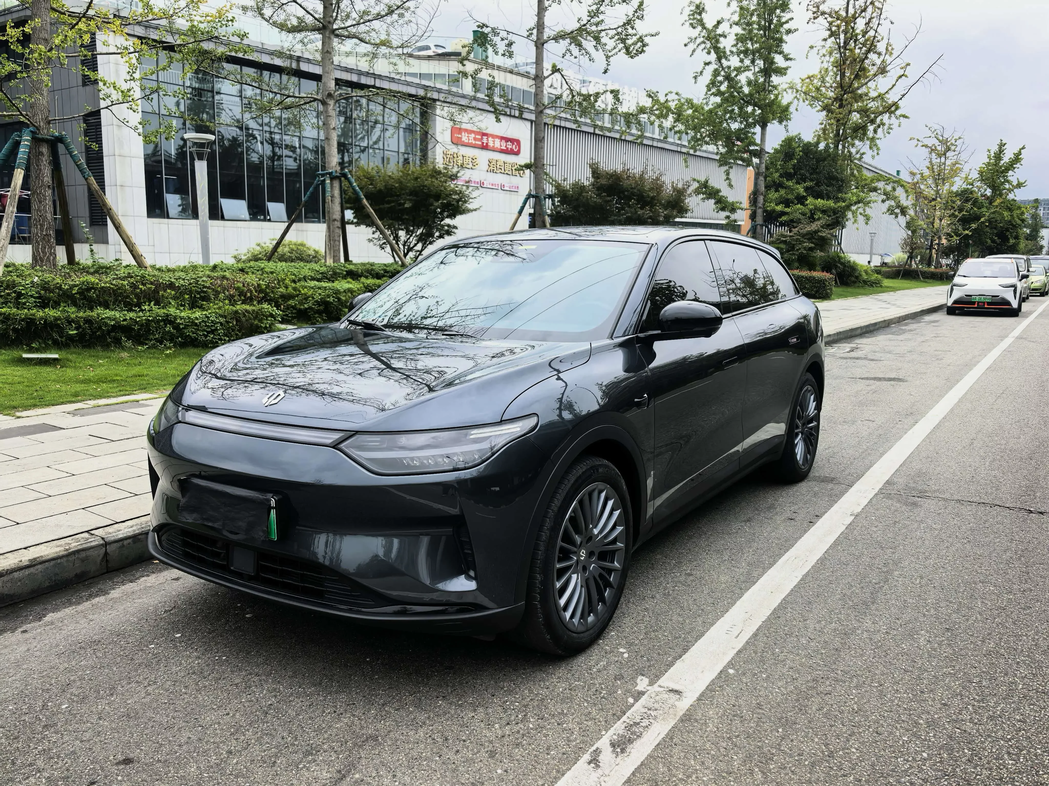 Leapmotor C11