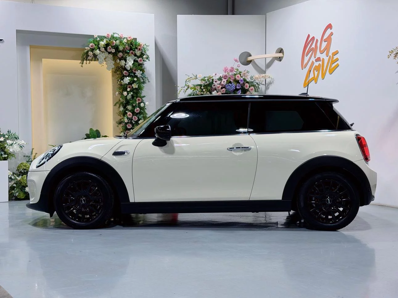 MINI MINI