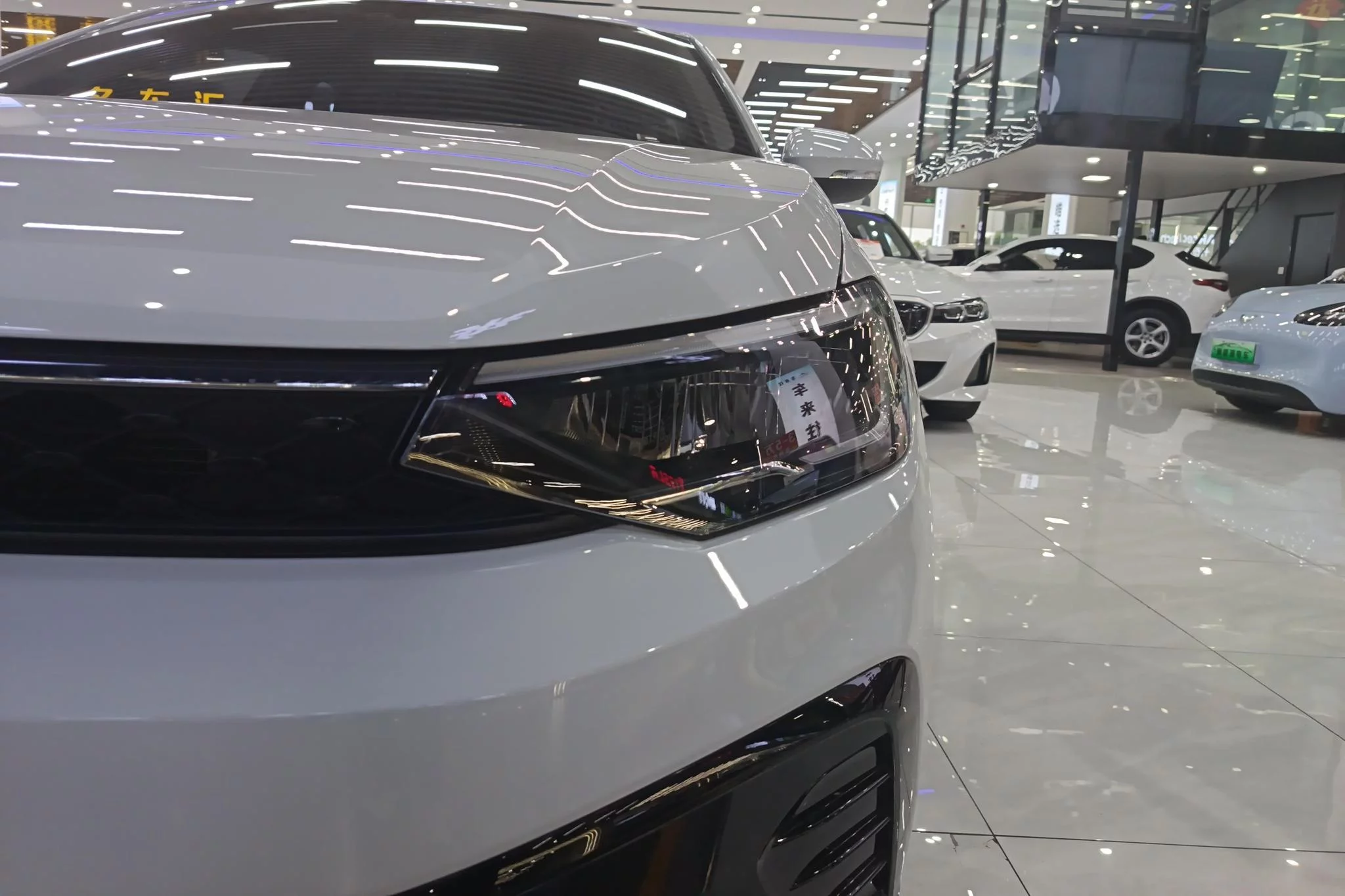 Volkswagen Lavida  из Китая