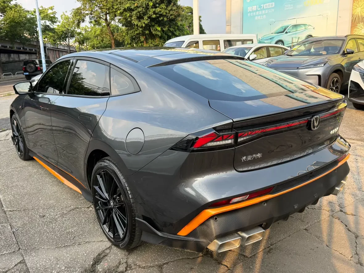 Changan UNI-V