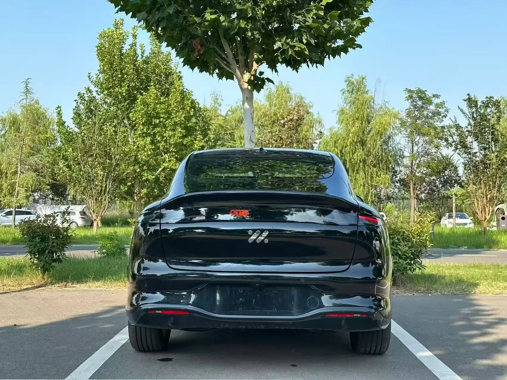IM Motors Zhiji LS6