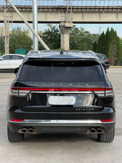 Lincoln Aviator