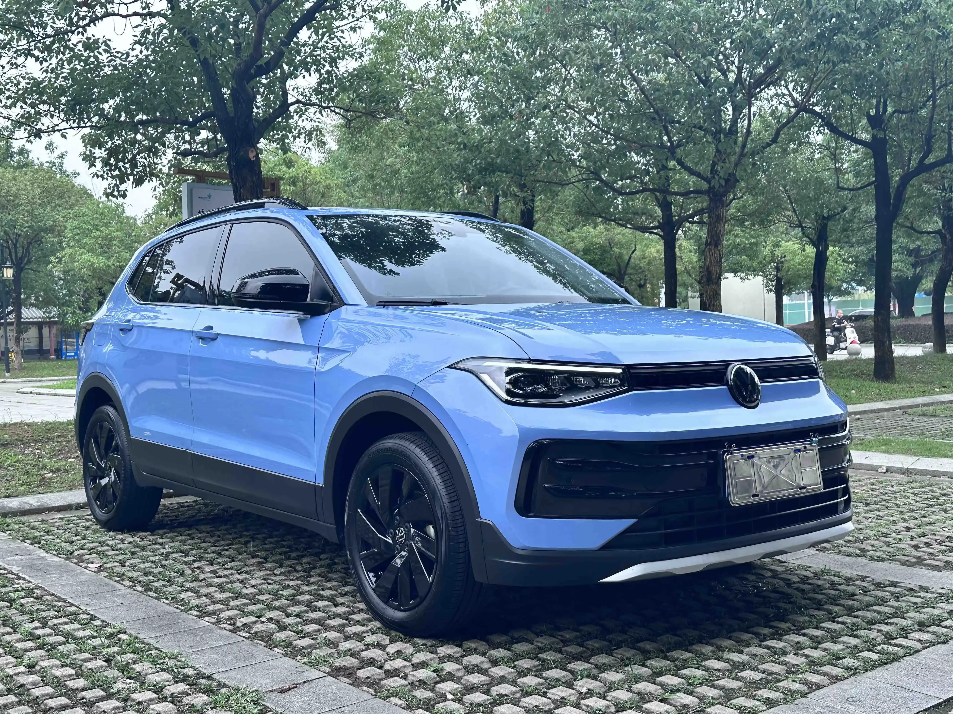 Volkswagen Tharu