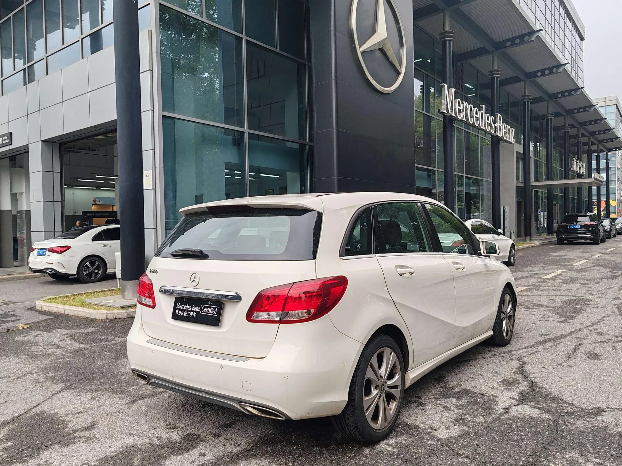 Mercedes-Benz B Class