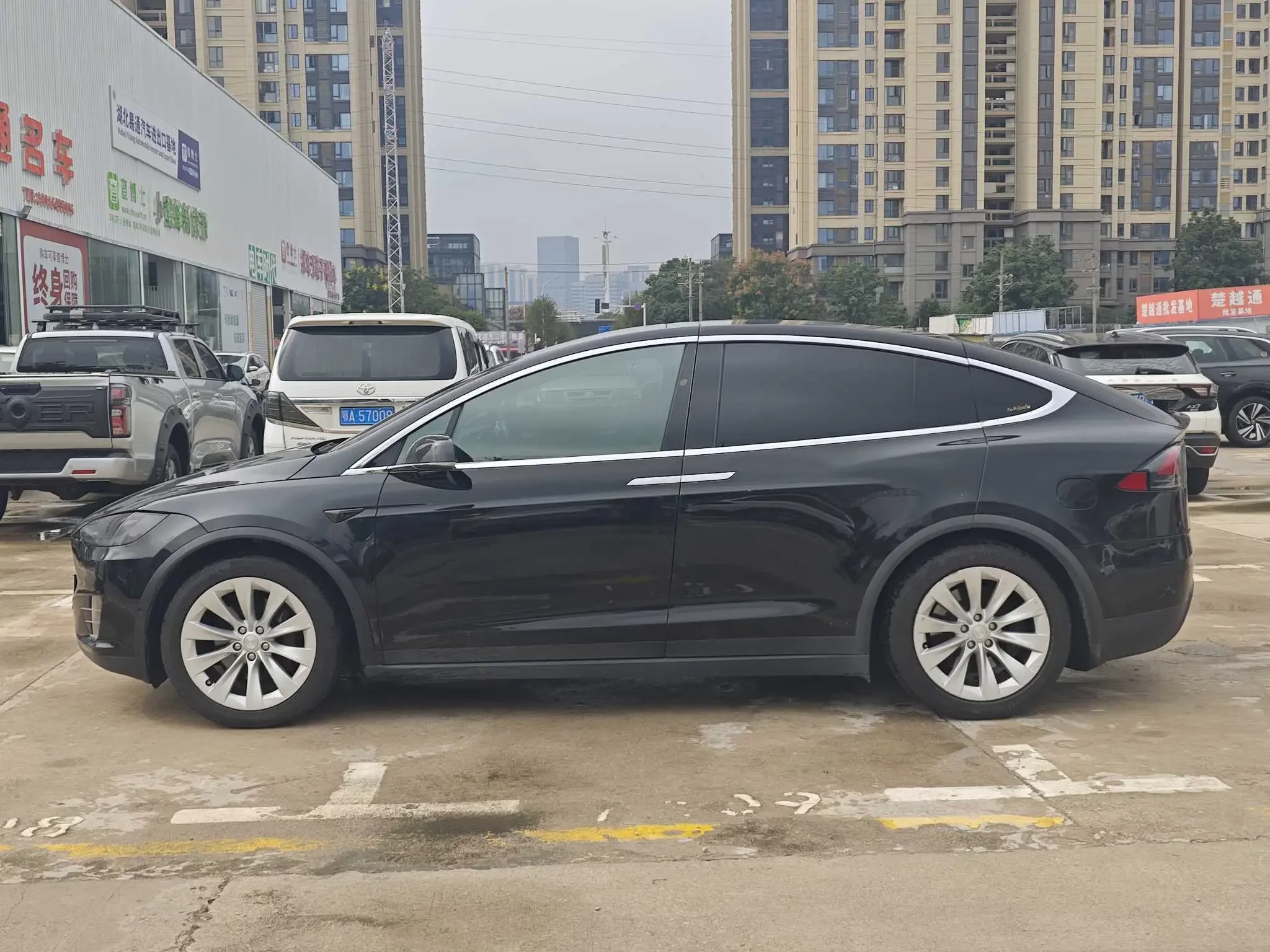 Tesla Model X