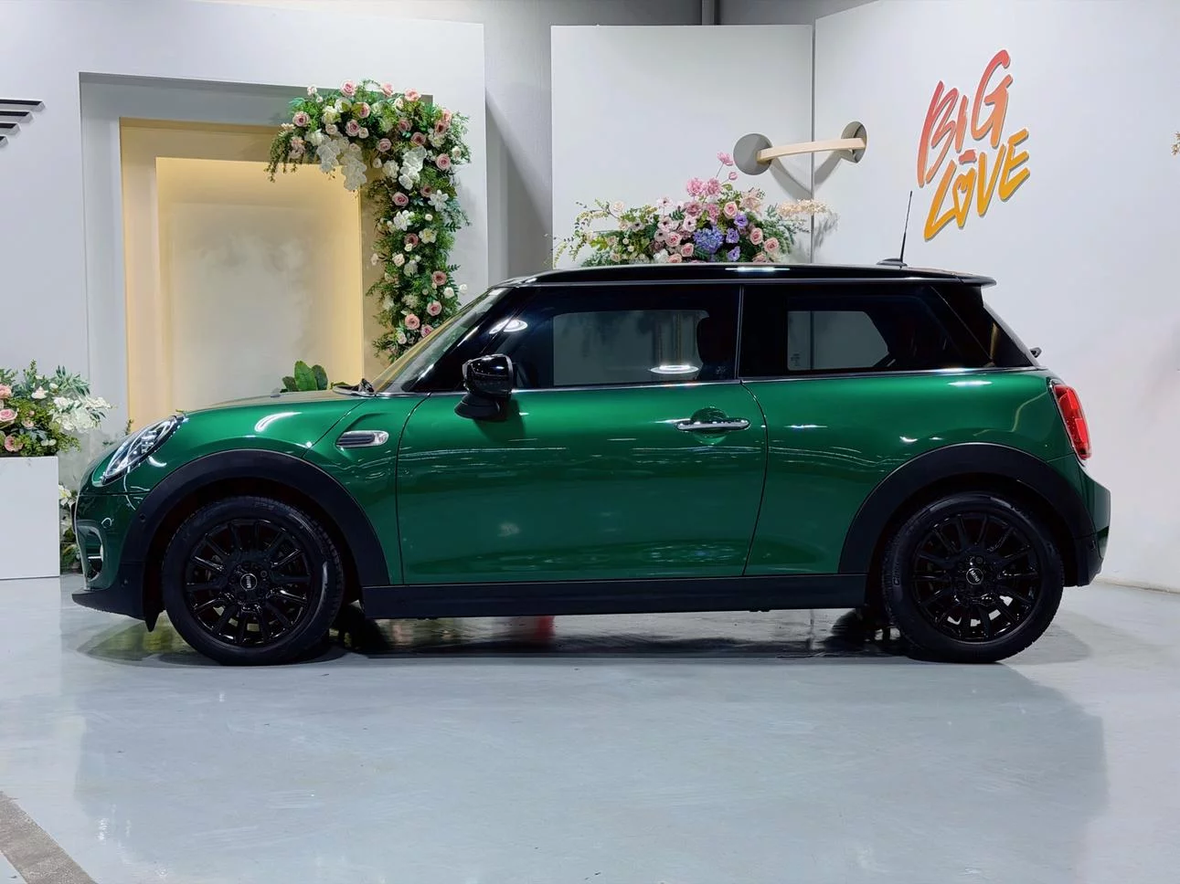 MINI MINI