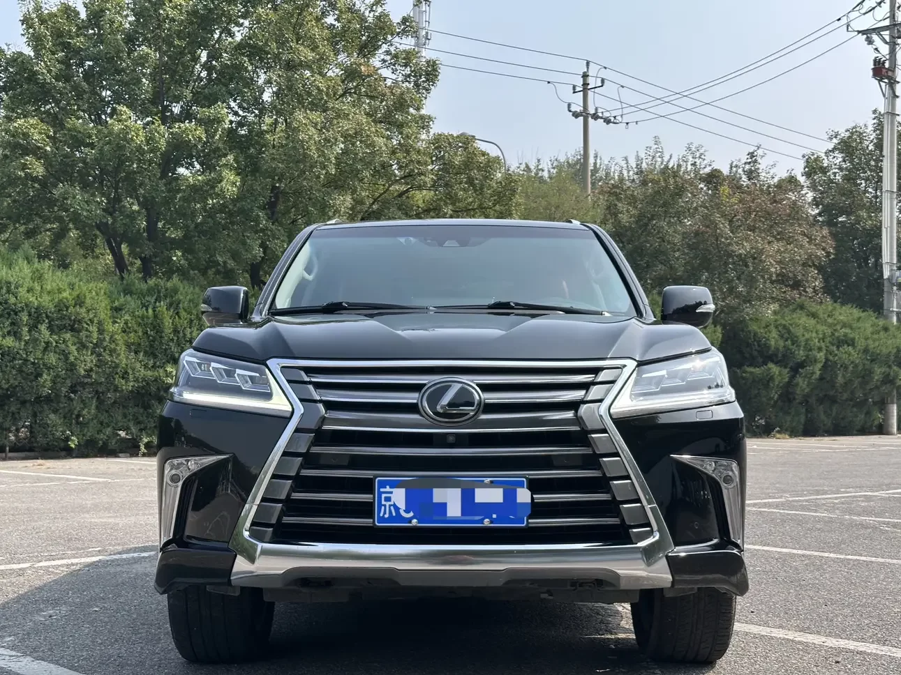 Lexus LX
