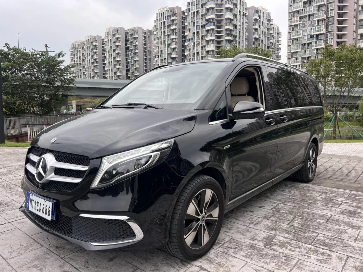 Mercedes-Benz V Class