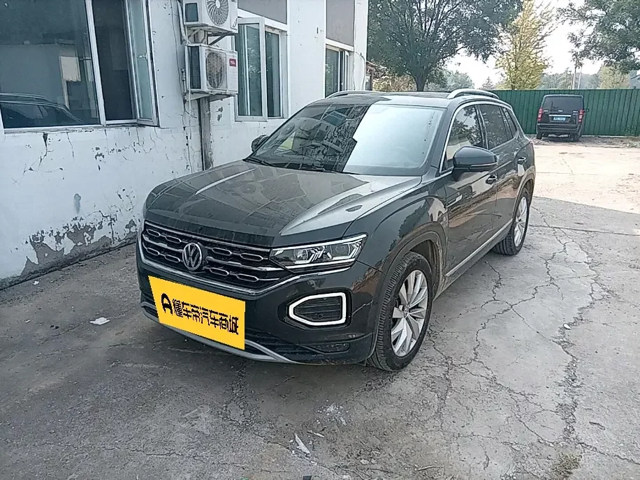 VOLKSWAGEN TAYRON