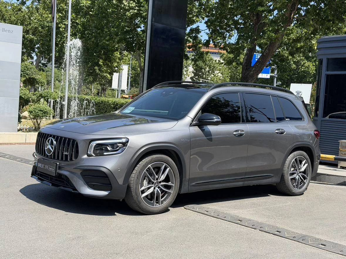 Mercedes-Benz GLB AMG