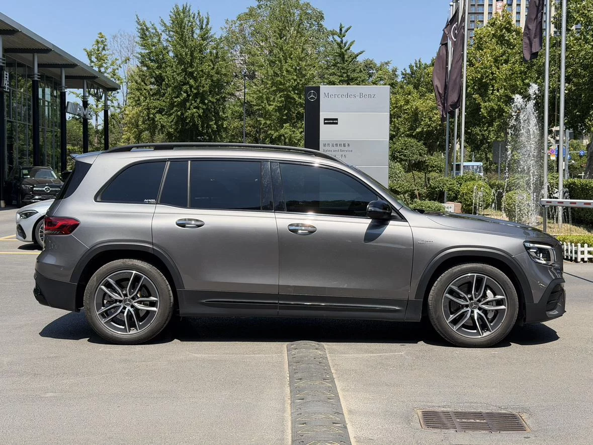 Mercedes-Benz GLB AMG