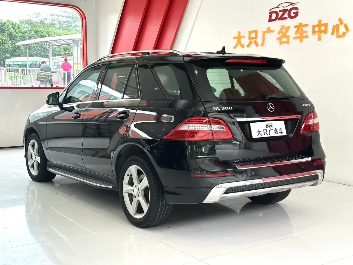Mercedes-Benz M Class
