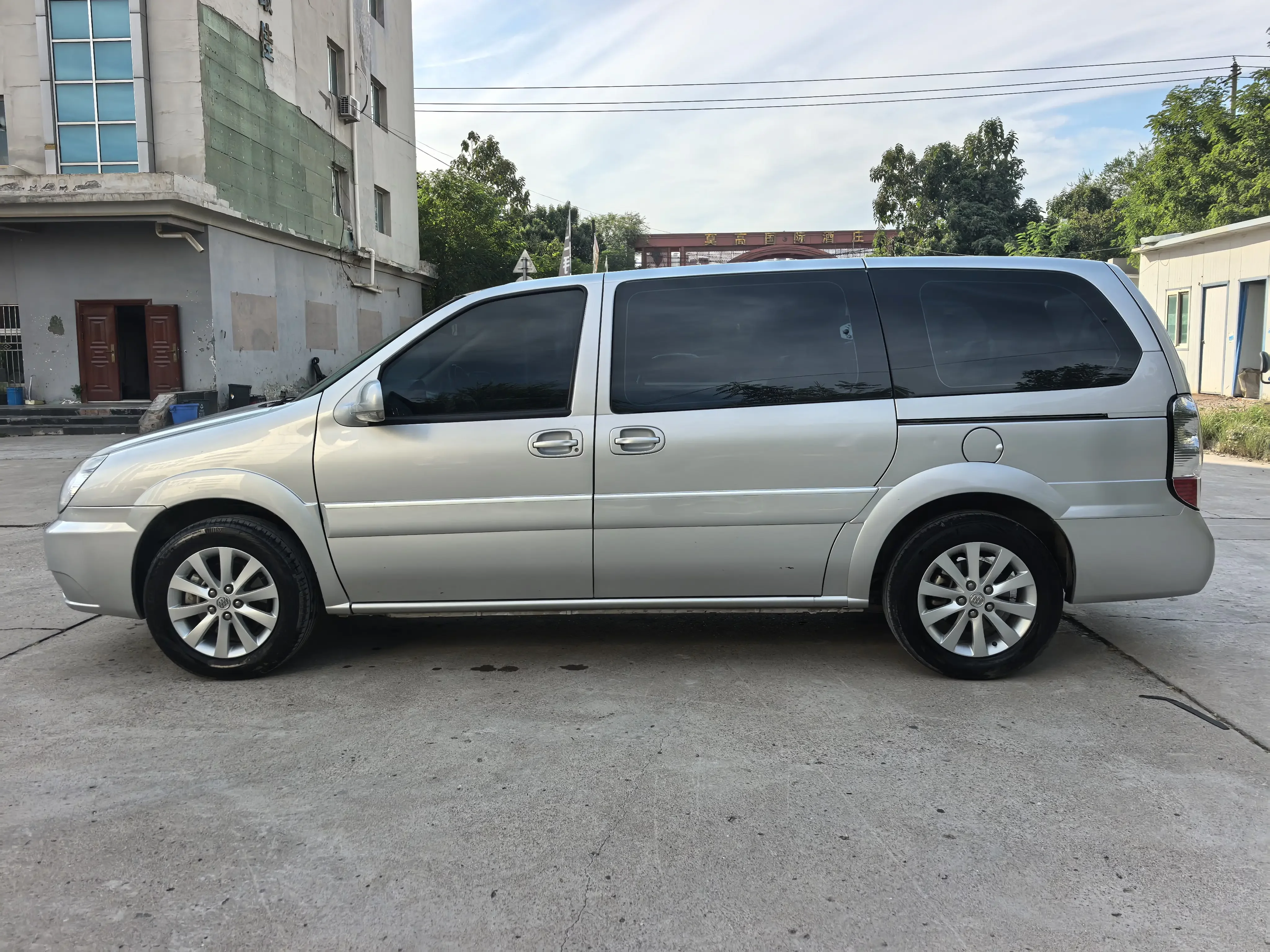 Buick GL8