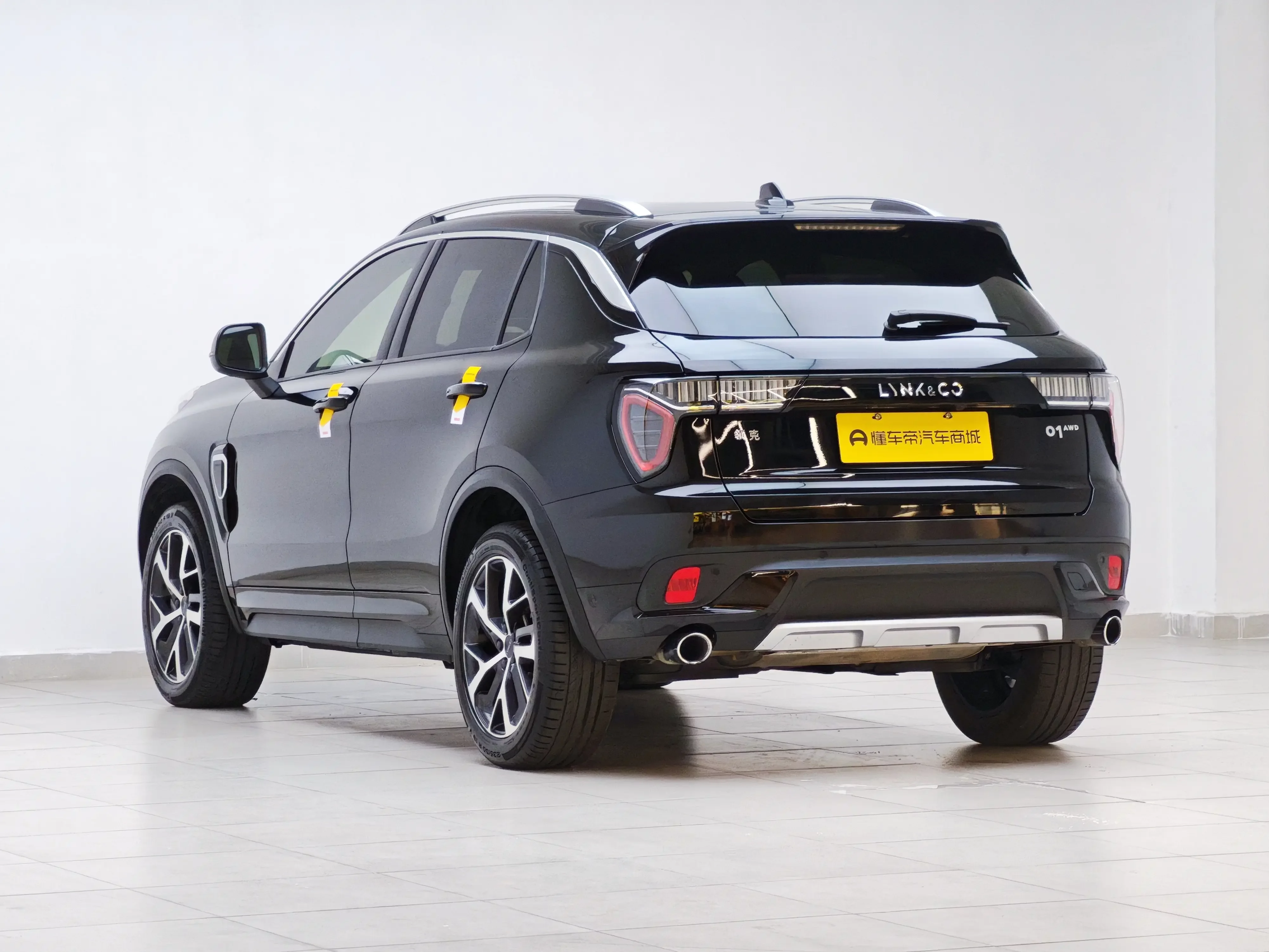 Lynk & Co 01