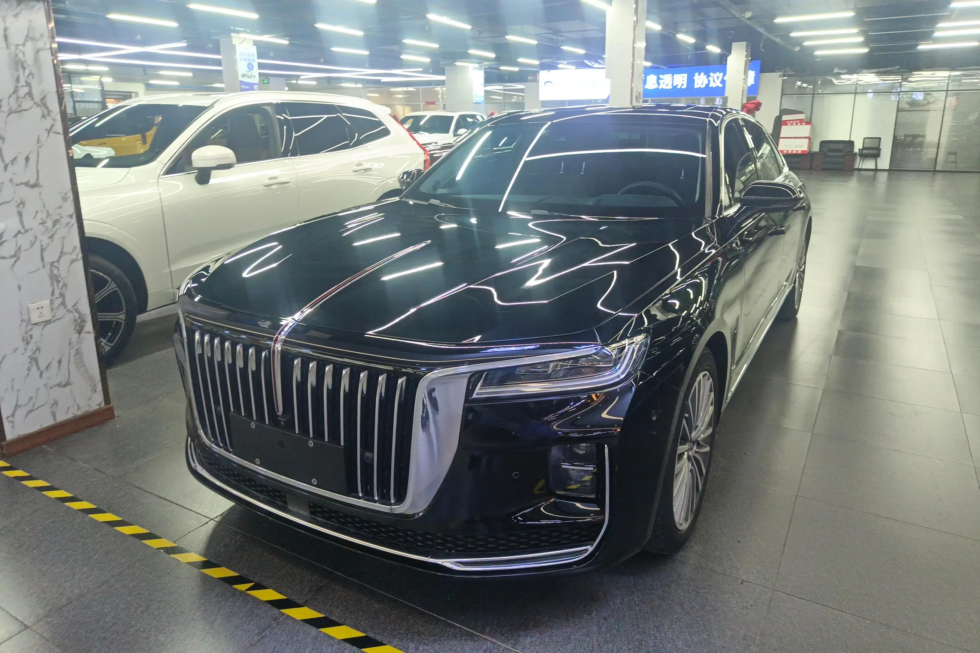 Hongqi H9