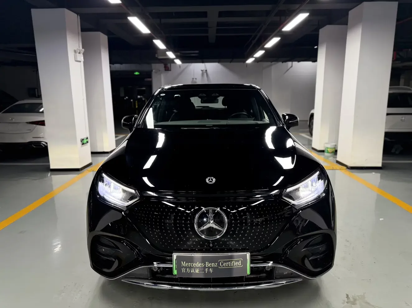 Mercedes-Benz EQE SUV