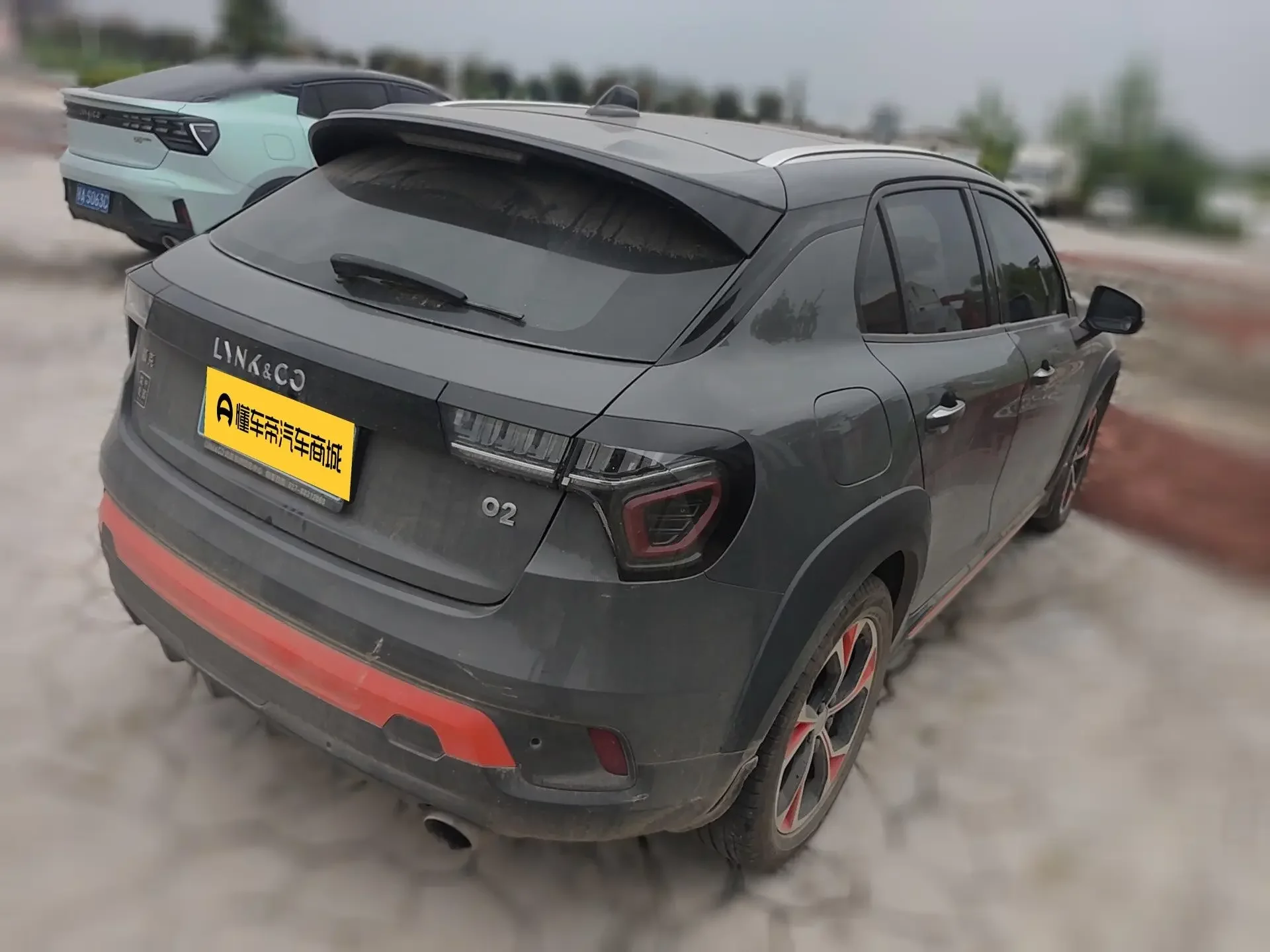 Lynk & Co 02