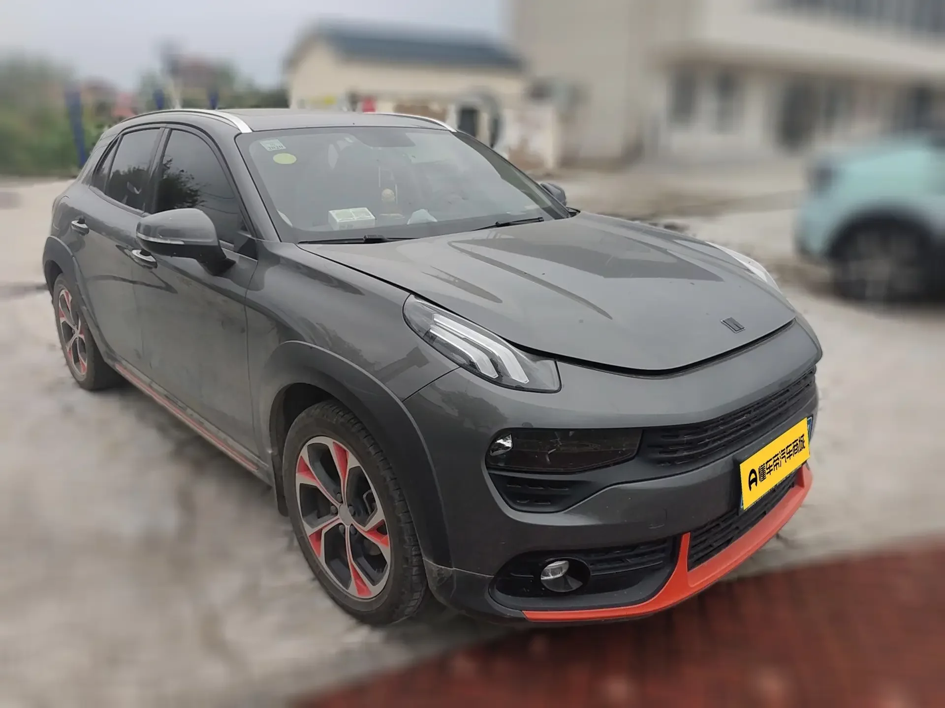 Lynk & Co 02