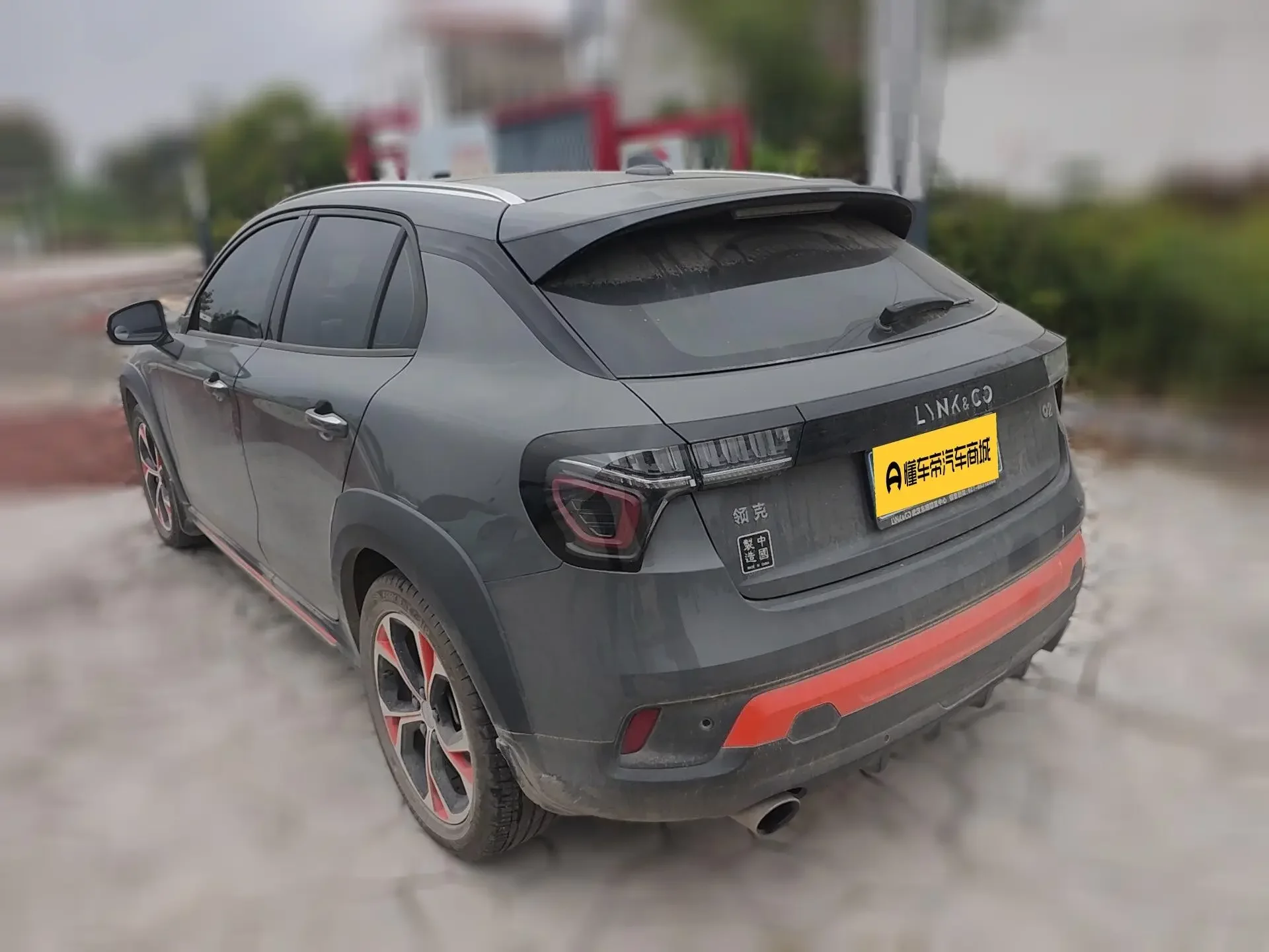 Lynk & Co 02