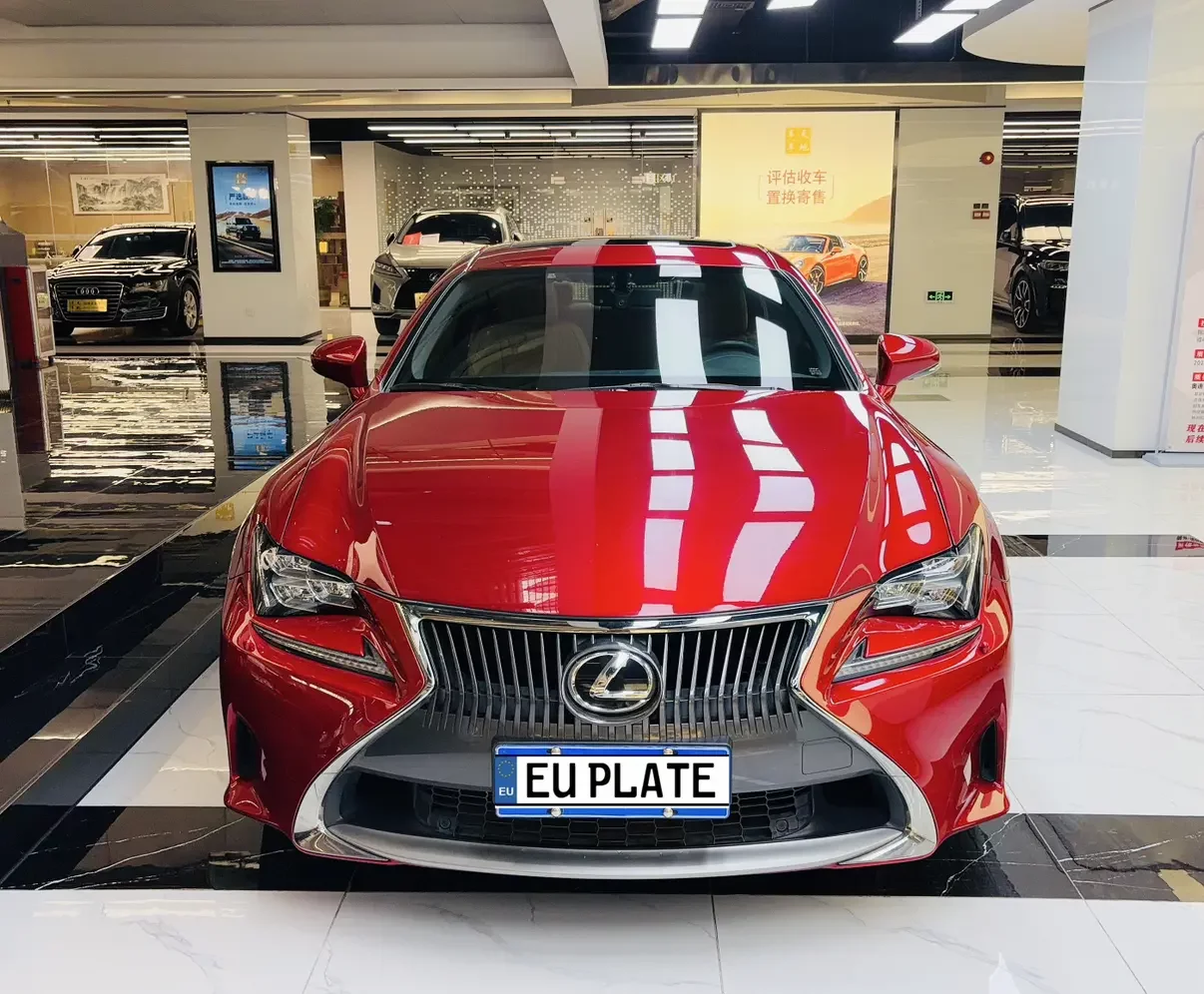 Lexus RC