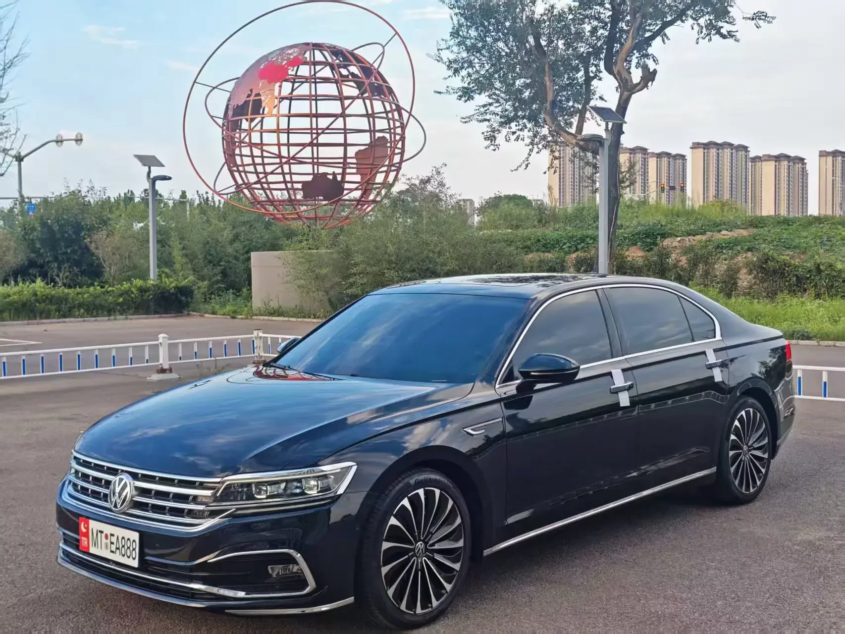 VOLKSWAGEN HUIANG