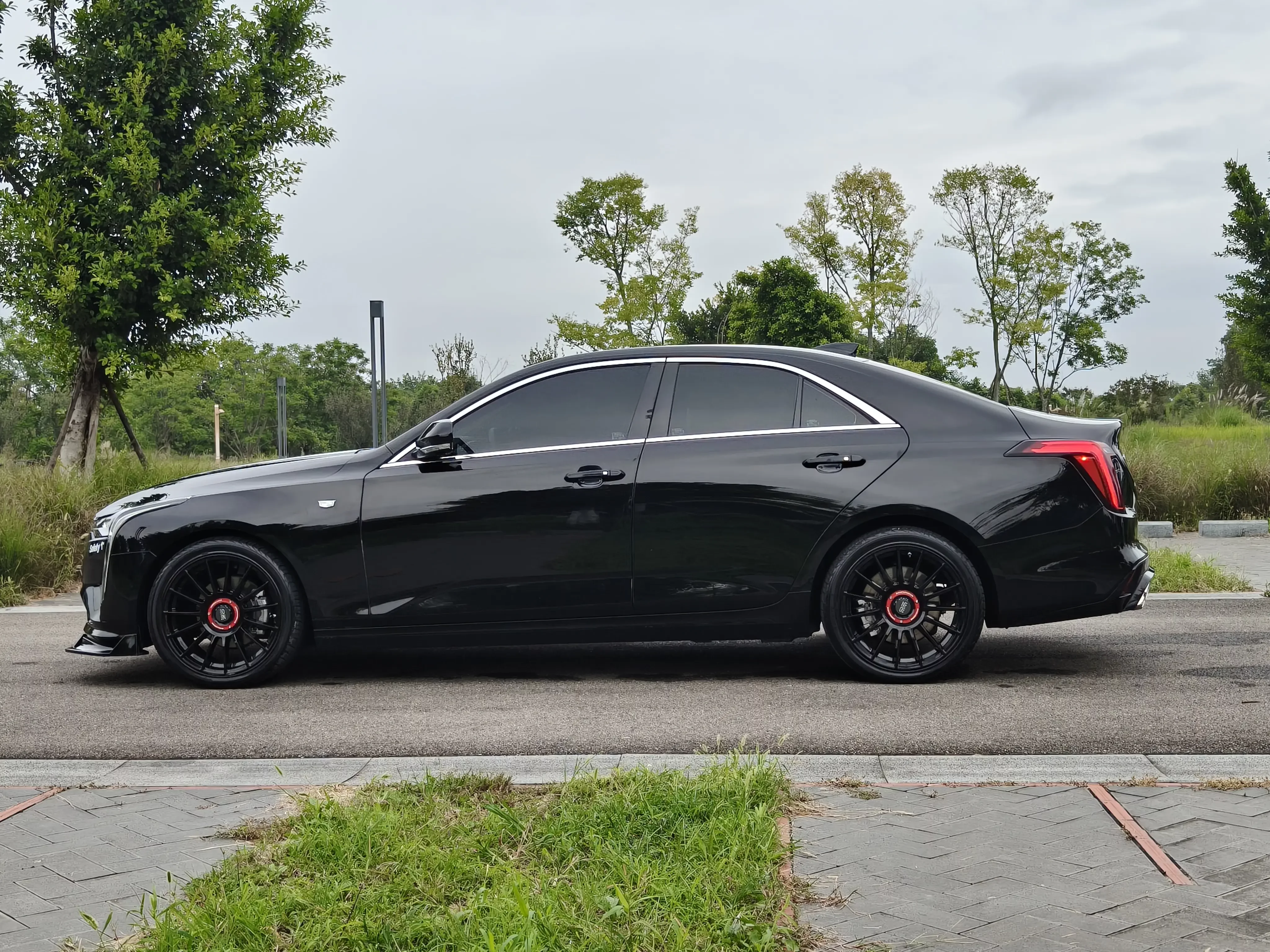 Cadillac CT4