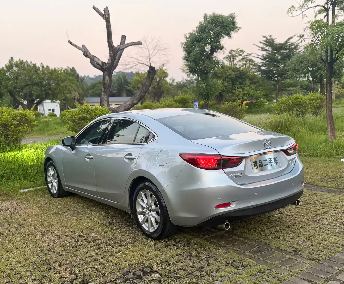 Mazda Atenza