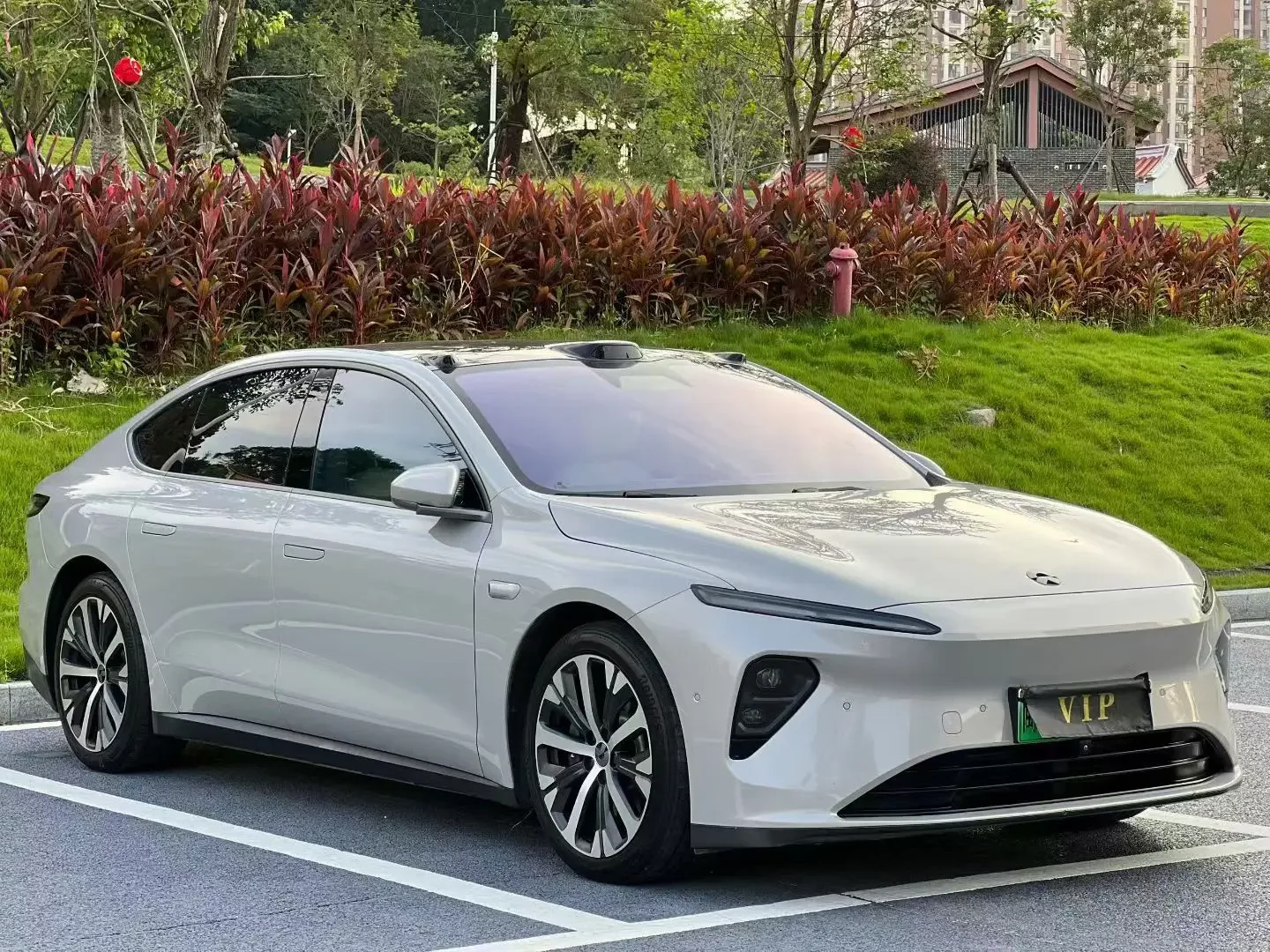 NIO ET7
