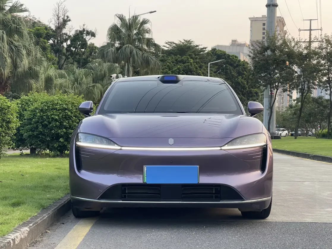 Luxeed Zhijie R7