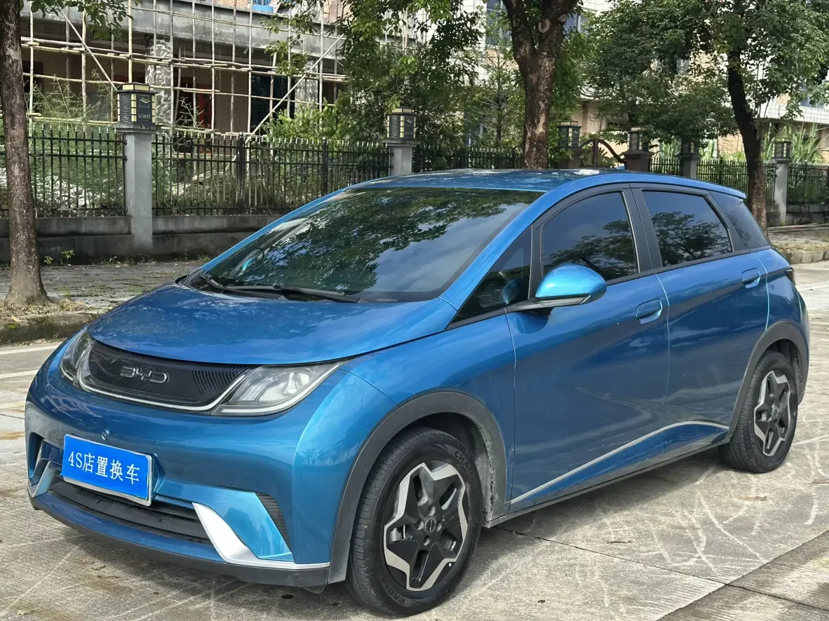 BYD Dolphin