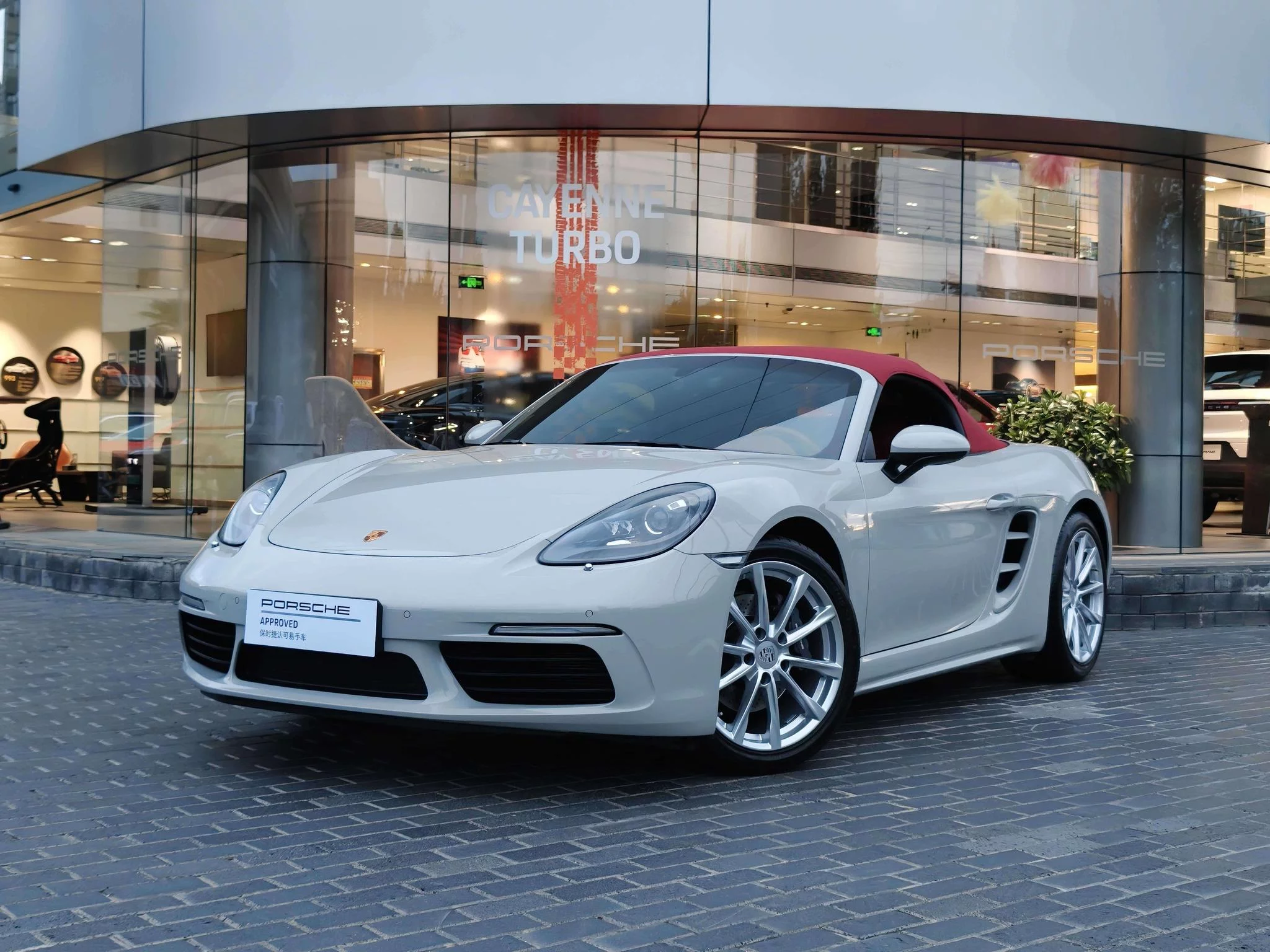 Porsche 718